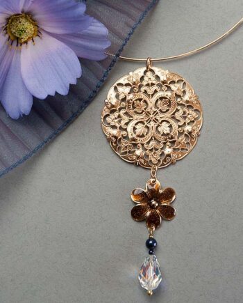 collier or fleur rouge et crystal goutte