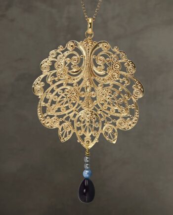 collier or arbre de vie feuille perle noire