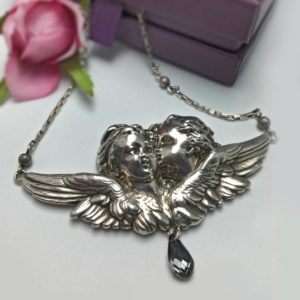 collier cupidon argent antique