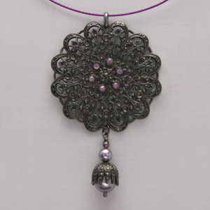 Collier noir princesse wild